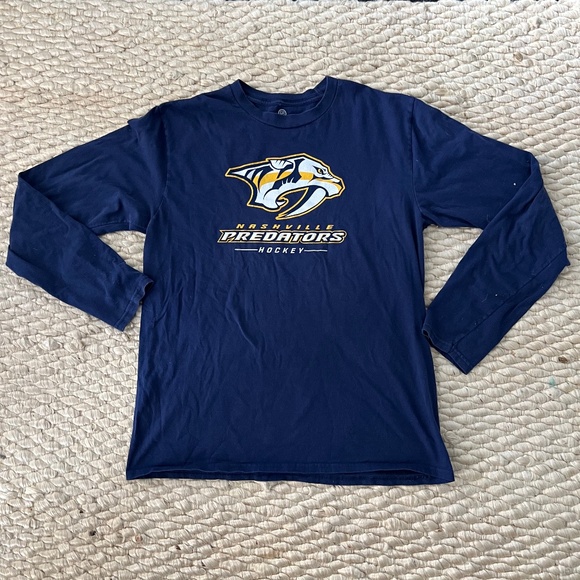 Nashville Predators Medium Long Sleeve T-Shirt - Picture 1 of 4
